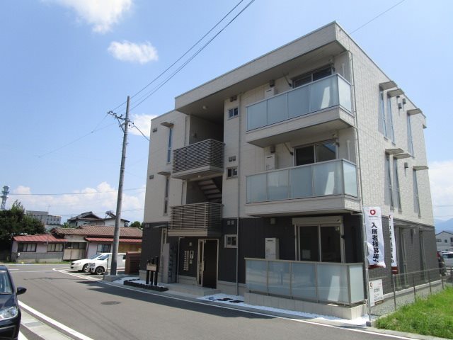 キアラ 外観
