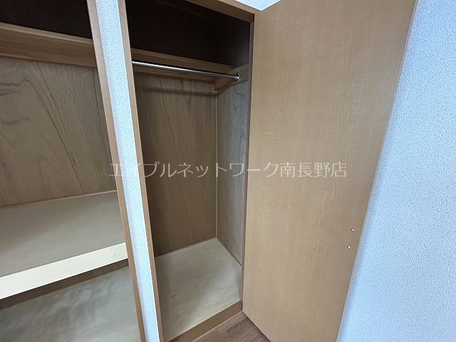 サープラス　ブライト 収納