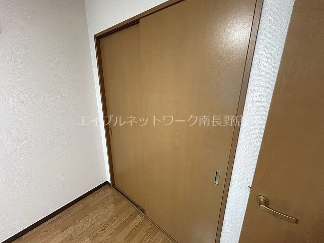サープラス　ブライト 収納