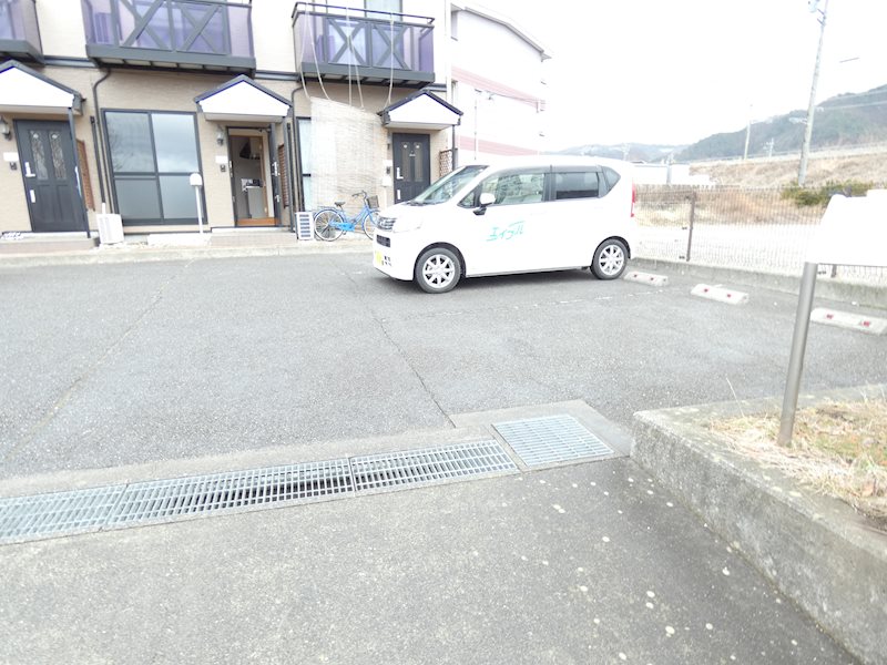 Branche　BELVE　DERE 駐車場