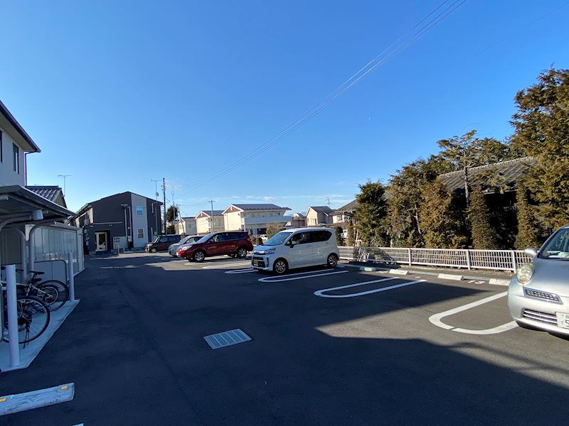 エスペラント ヴォヌール 駐車場