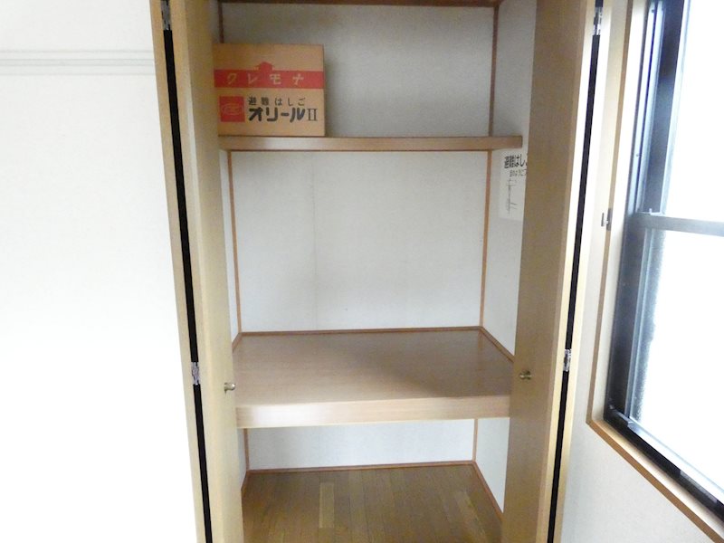 カルム松沢B 収納