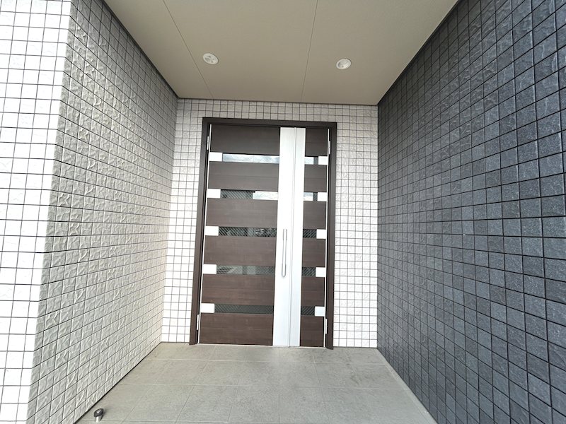 Rockwell元町 エントランス