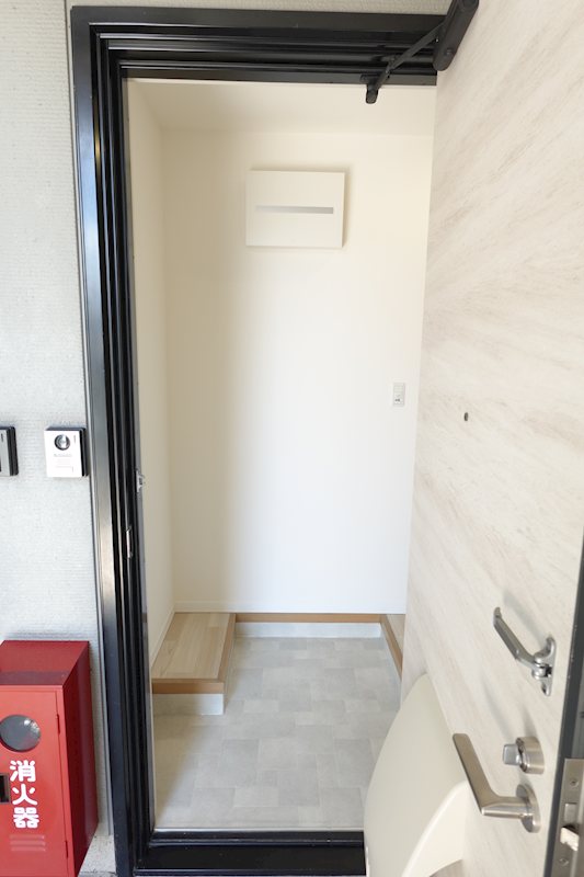 アドヴァンス大屋B 玄関