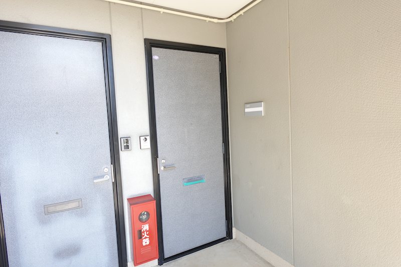 アドヴァンス大屋B 玄関
