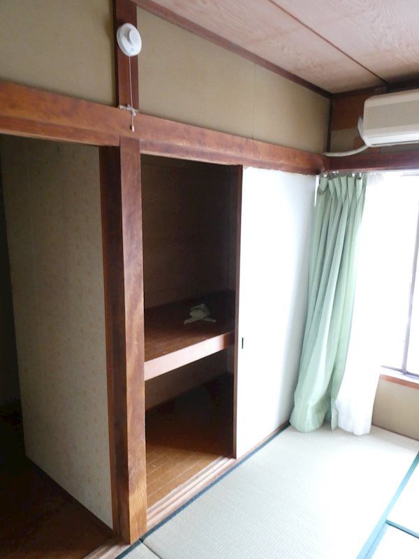 荒井アパート 収納