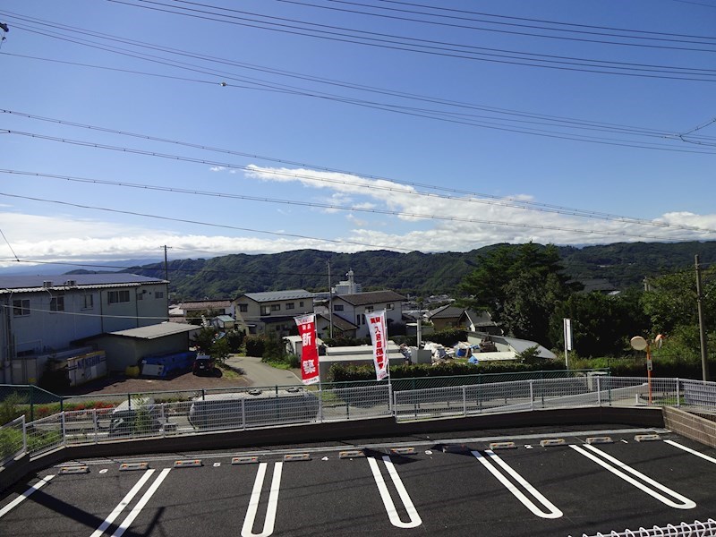 グラン　ソレイユ 駐車場