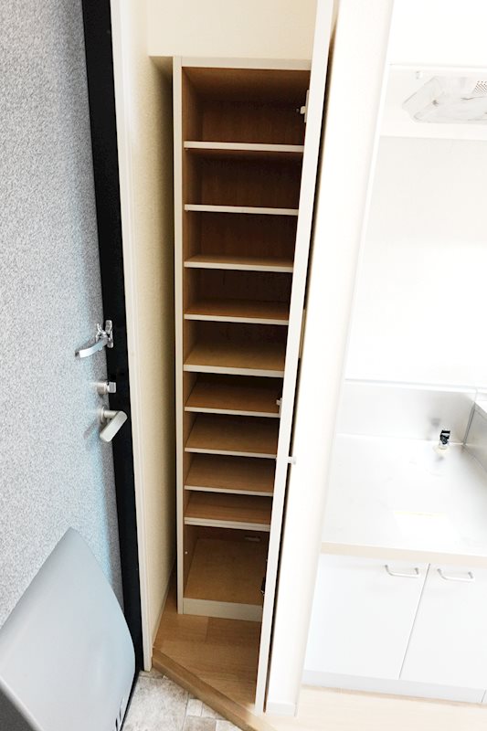 アドヴァンス大屋A 収納