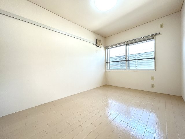 エステート吉田　Ｓ棟 ベッドルーム