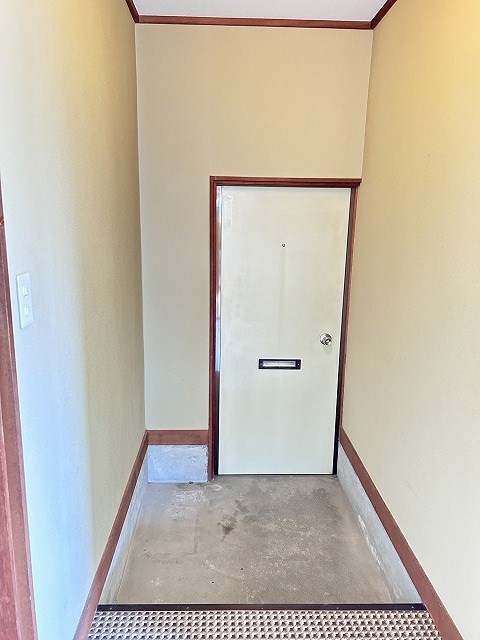 小山アパート 玄関