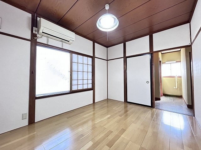 小山アパート ベッドルーム