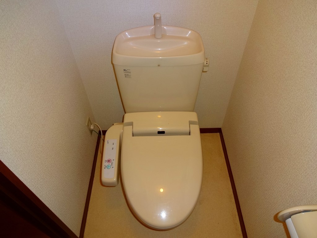 ヴィラシャンテA トイレ