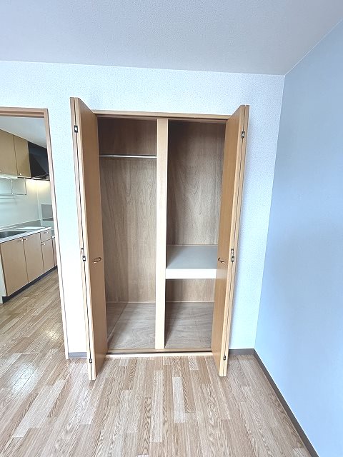 サープラスマロニエ 収納