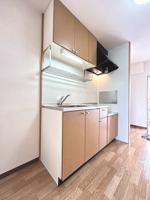 サープラスマロニエ キッチン