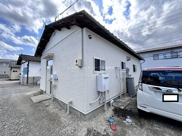 新井貸家　C 外観