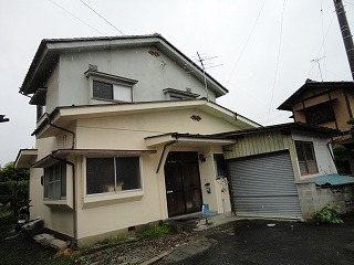 倉松野溝貸家 エントランス