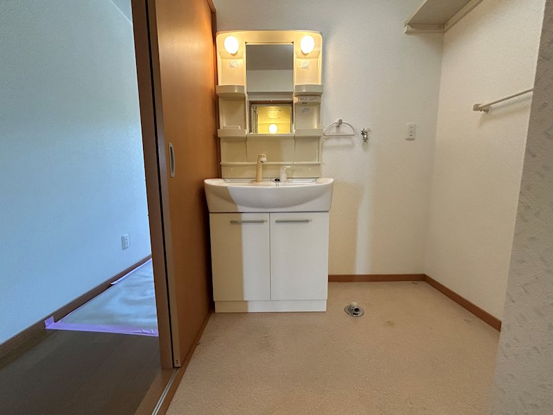 ヴィラージュ山辺Ｂ 洗面所
