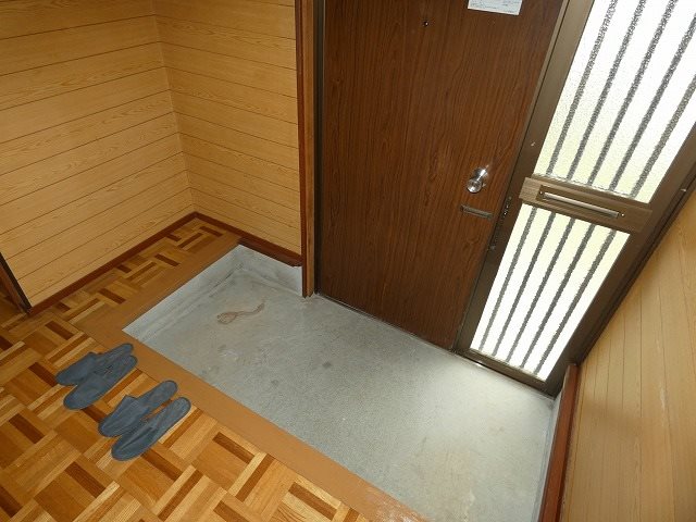 田中住宅A 玄関