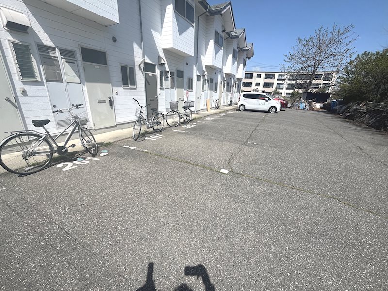 アンサンブル榑木Ｂ 駐車場