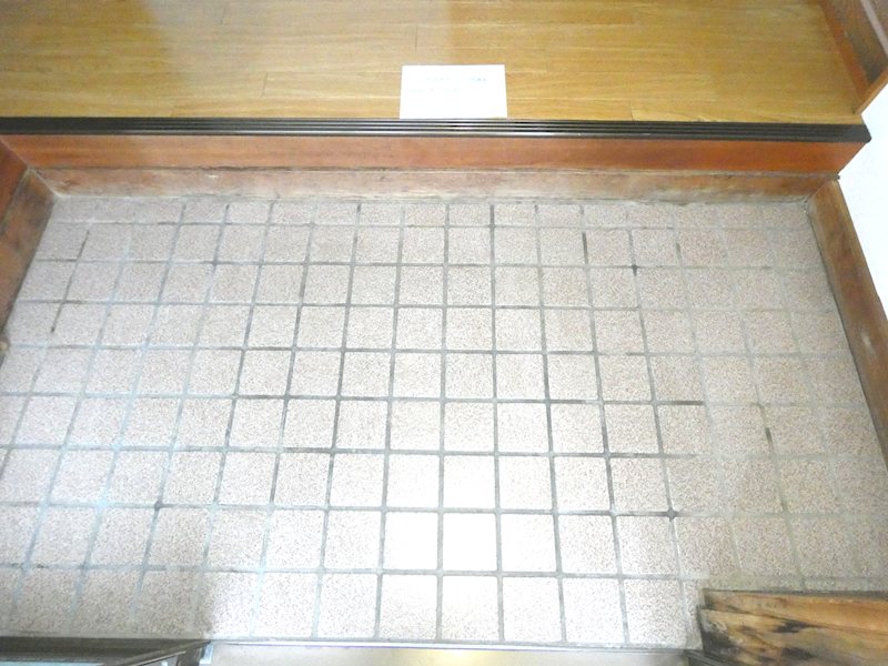 中嶌住宅１ 玄関