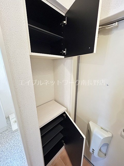 ラフィネ・ドゥー 玄関