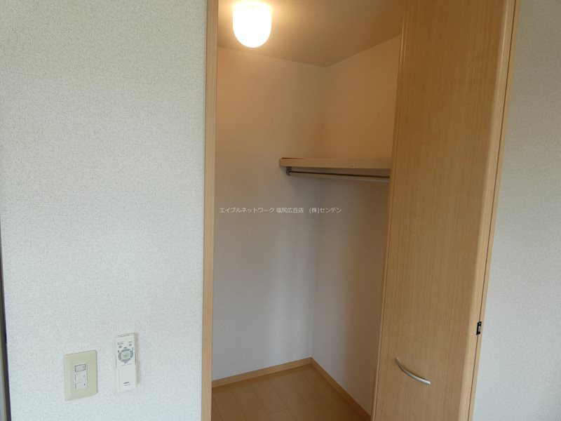 ヴェルドミール 収納