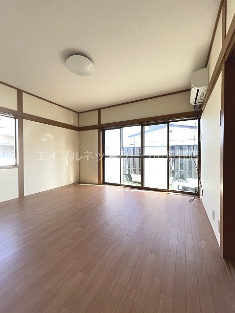小林貸住宅（青木島）1 リビング