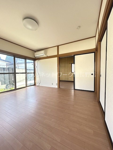 小林貸住宅（青木島）1 リビング
