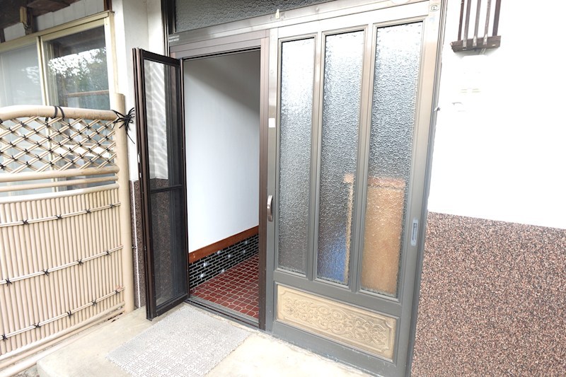 サンビューレ塩川貸家 玄関