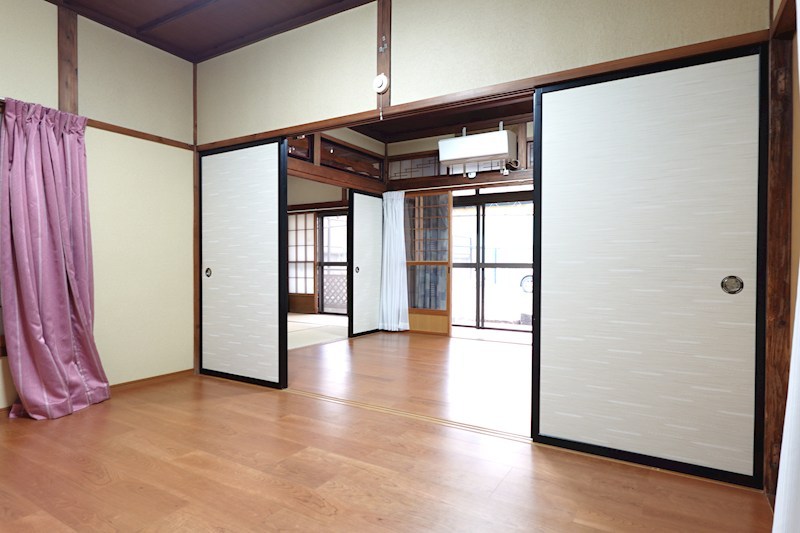 中央北貸家 その他
