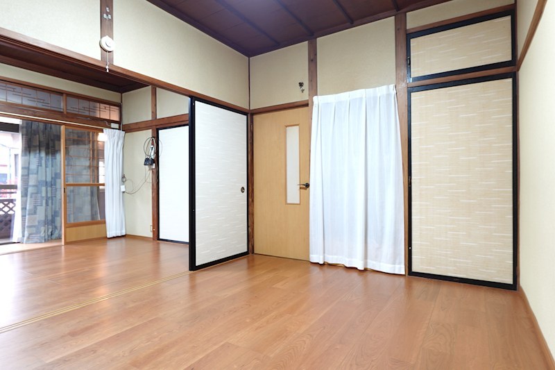 中央北貸家 その他
