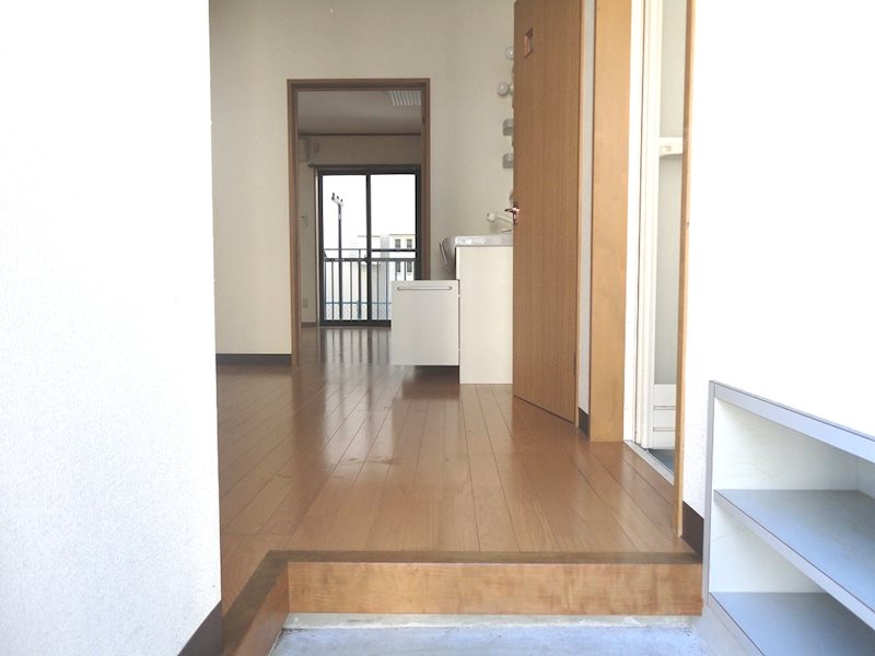 CASAまさきB 玄関
