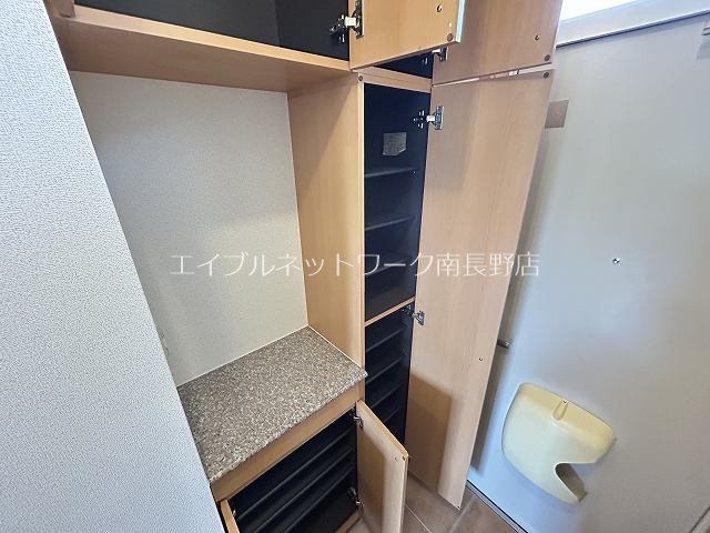 ハッピー・エディ・タウン 玄関