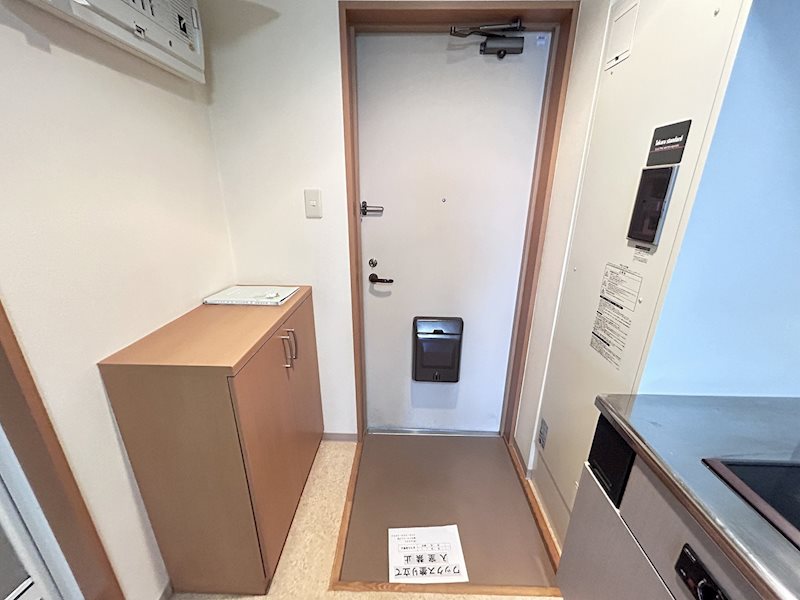 スコラハウスＳ 玄関