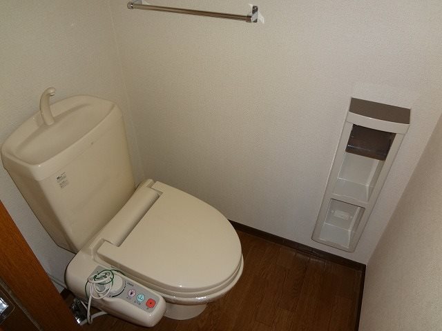 エスワイ杉山 トイレ