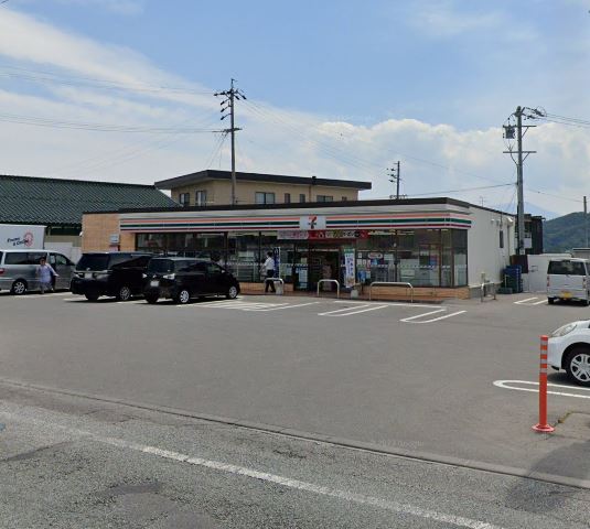 ハイブリッジ城東 コンビニ
