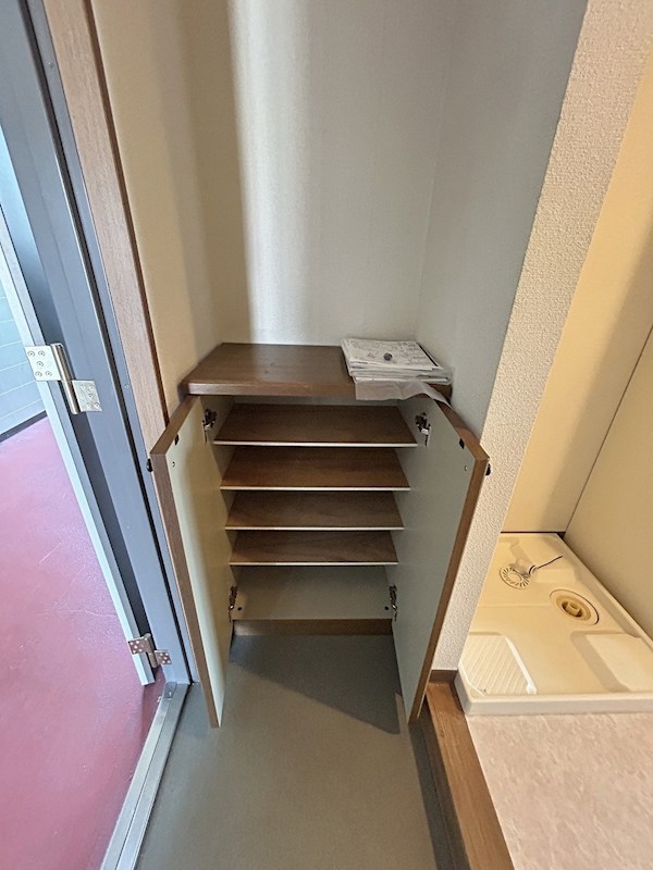 アスパシオ 玄関
