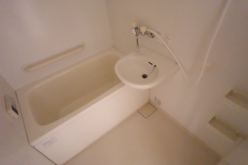 センターイン伊勢町ビル 風呂画像