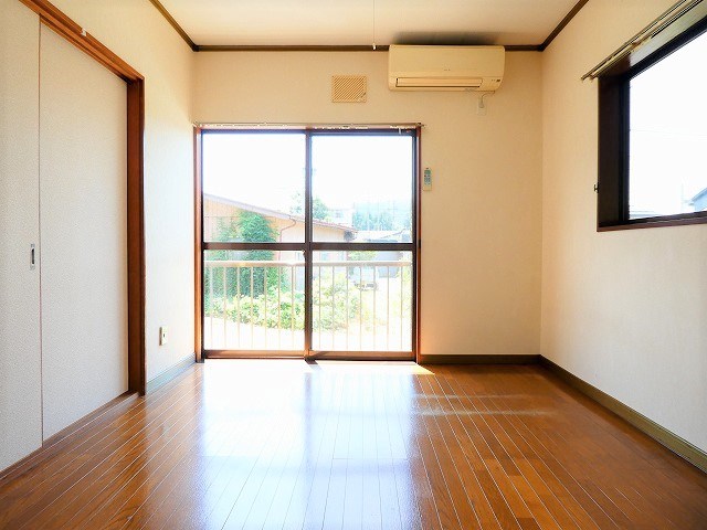 メゾンド湯河原 リビング