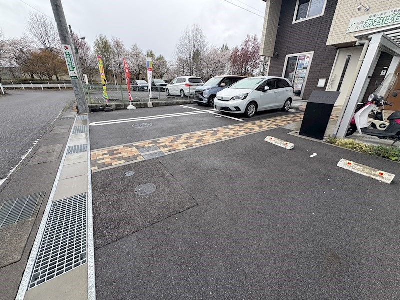 あおば住専 駐車場