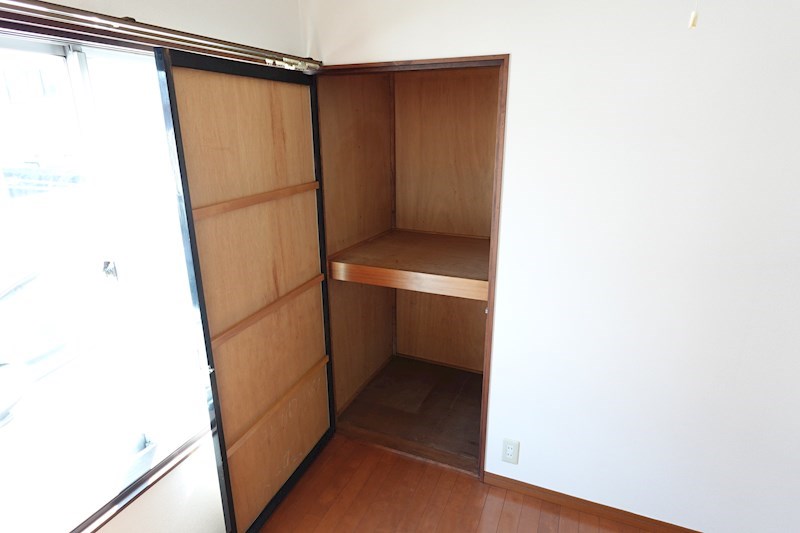 倉島貸家B 収納