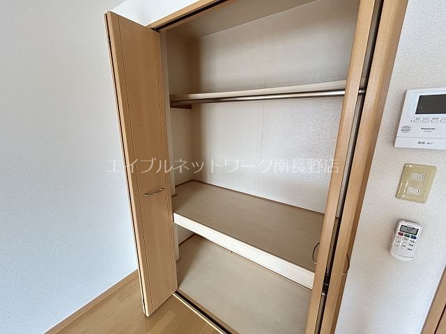 サンピュア 収納