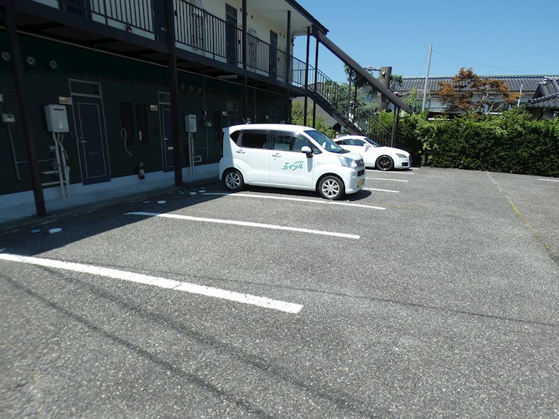 グリーンタウンクボタⅡ 駐車場