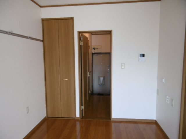 カワキタハイツ 玄関