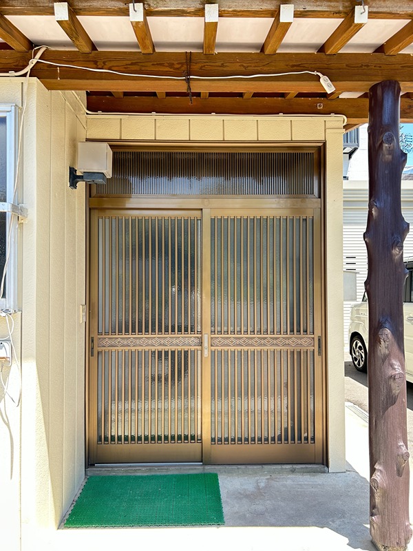 穂波温泉西湯ベランダ付戸建 エントランス