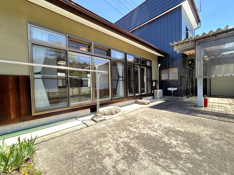 穂波温泉西湯ガレージ付戸建 庭