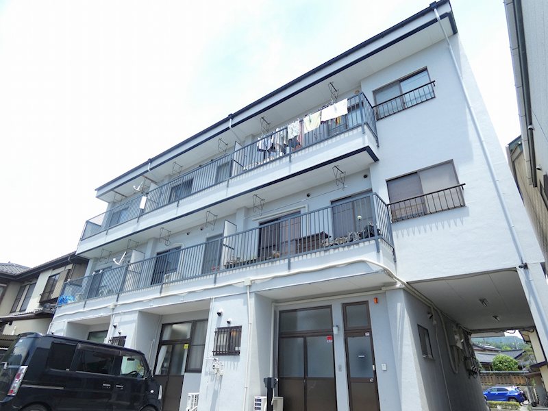 白山ハイツ 外観