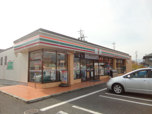 グランシャリオ市川Ｂ コンビニ