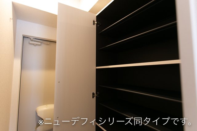 コーポ林Ⅱ 玄関
