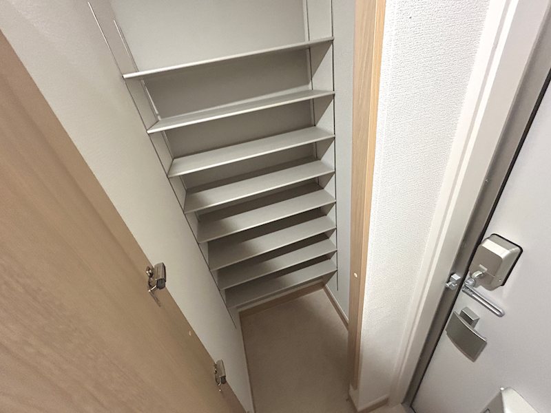 ネオ・アコール その他